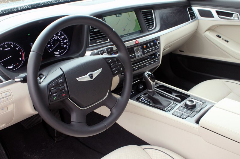 Hyundai Genesis 2014 Interior