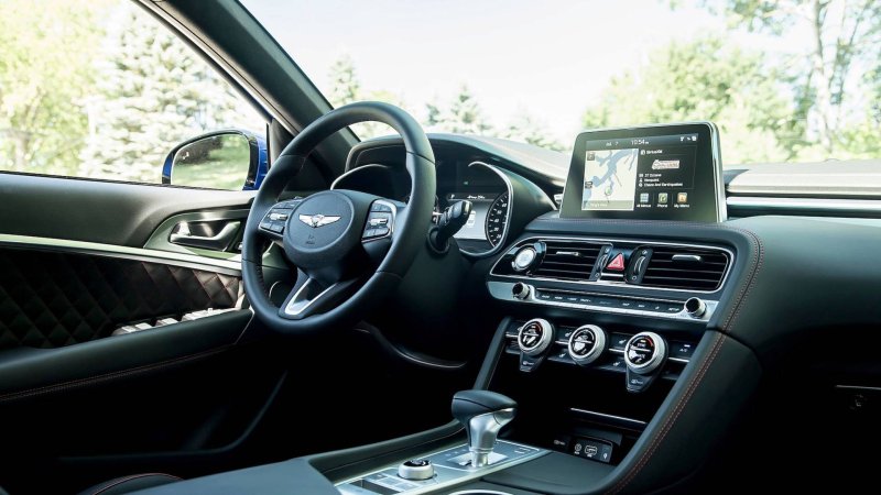 Hyundai Genesis g70 салон
