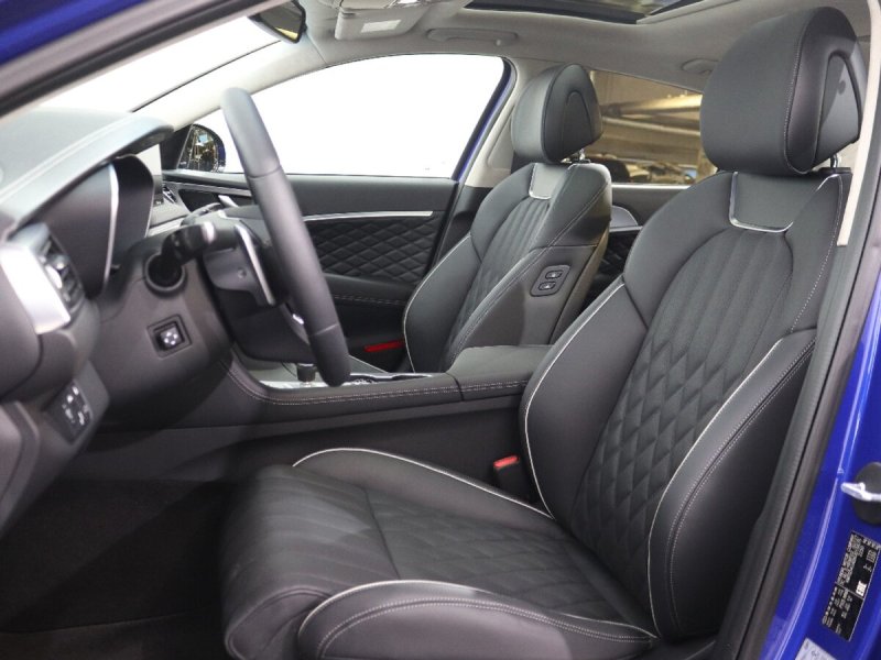 Genesis g70 2019 салон