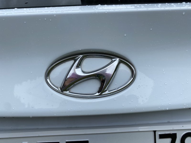 Hyundai i20 шильдик