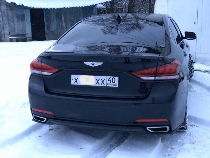 Шильдик Genesis на Hyundai