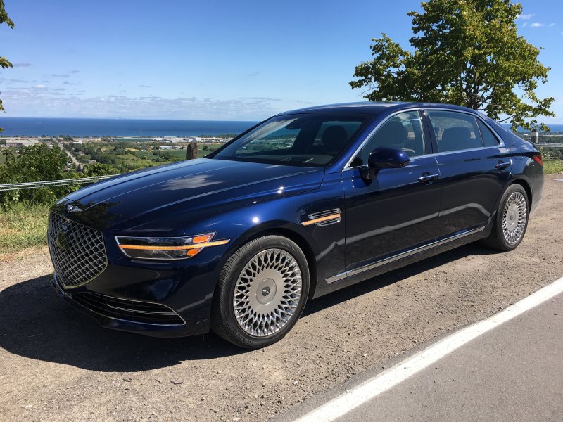 Hyundai Genesis g90