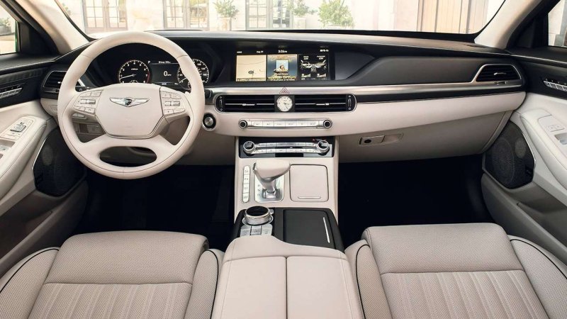 Genesis g90 салон