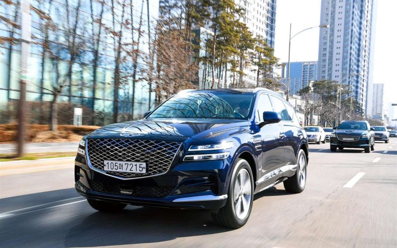Genesis кроссовер gv80