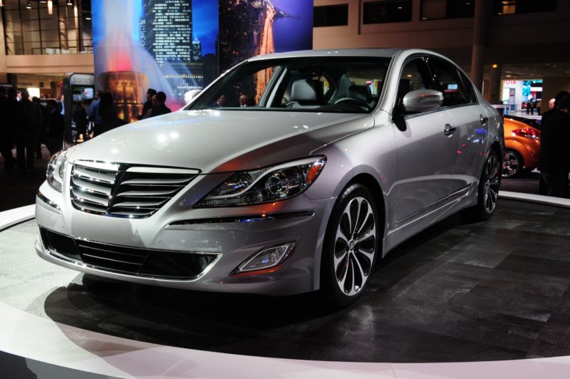 Hyundai Genesis r-spec