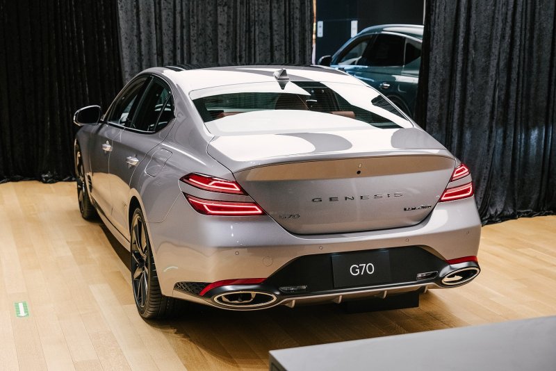 Hyundai Genesis g70 2022