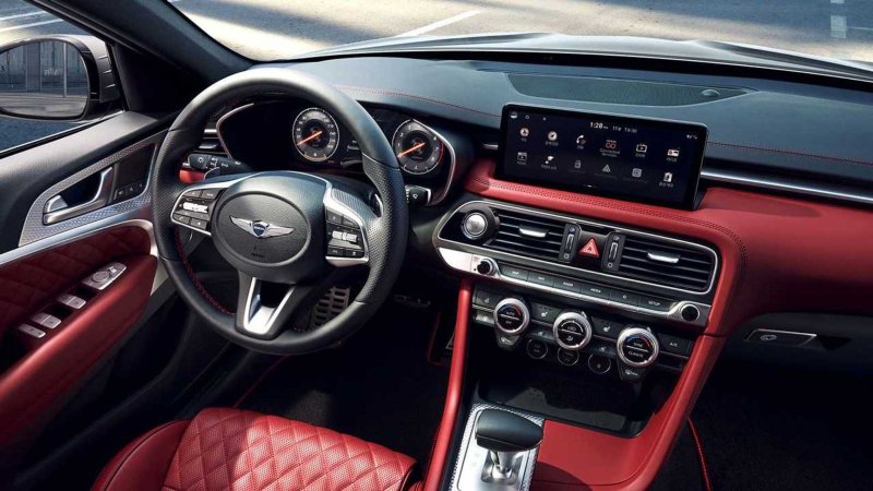 Genesis g70 салон