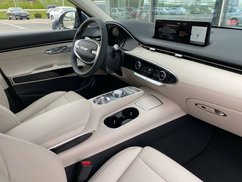 Genesis gv70 салон