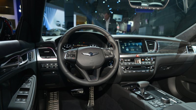 Genesis g80 2016