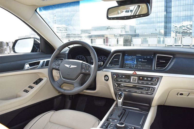 Genesis g80 салон