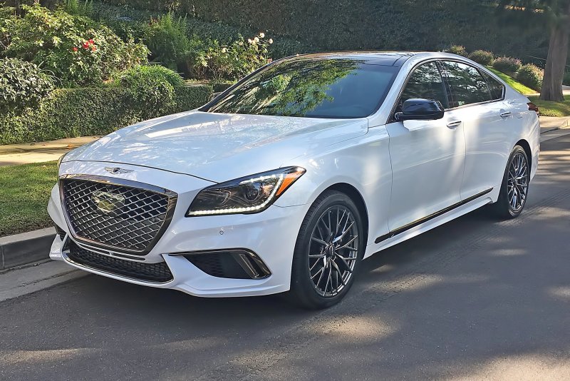 Hyundai Genesis g80 Sport