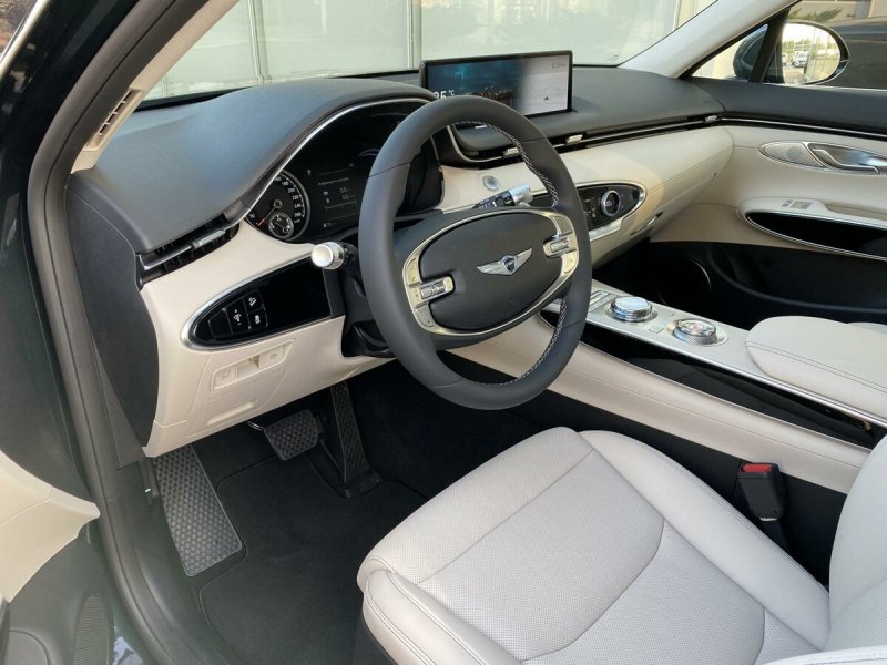 Genesis gv70 2021