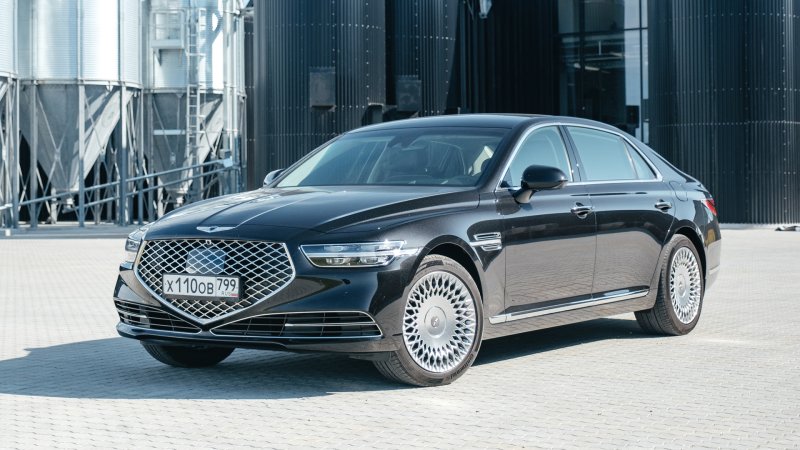 Hyundai Genesis g90