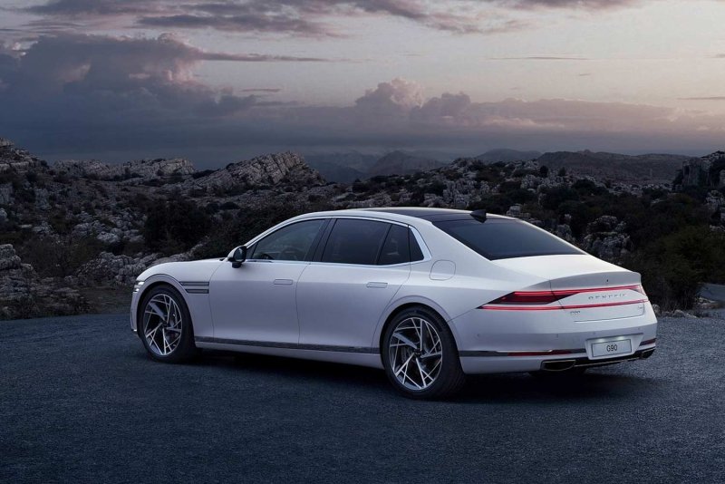 Genesis g90 2022