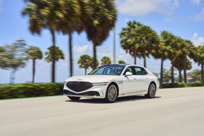Genesis g90 2022