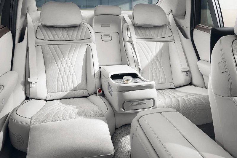 Genesis g90 2022 салон