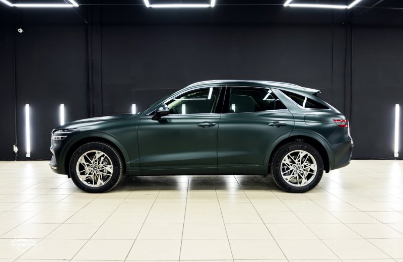 Genesis gv70 матовый