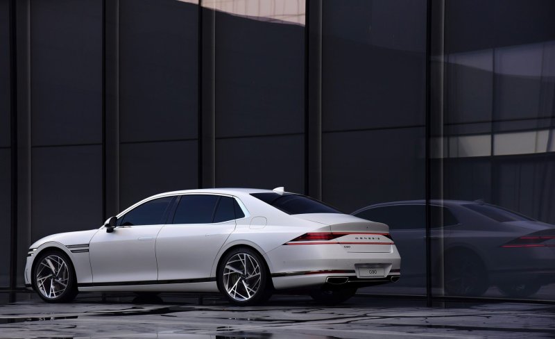 Hyundai Genesis g90 2022