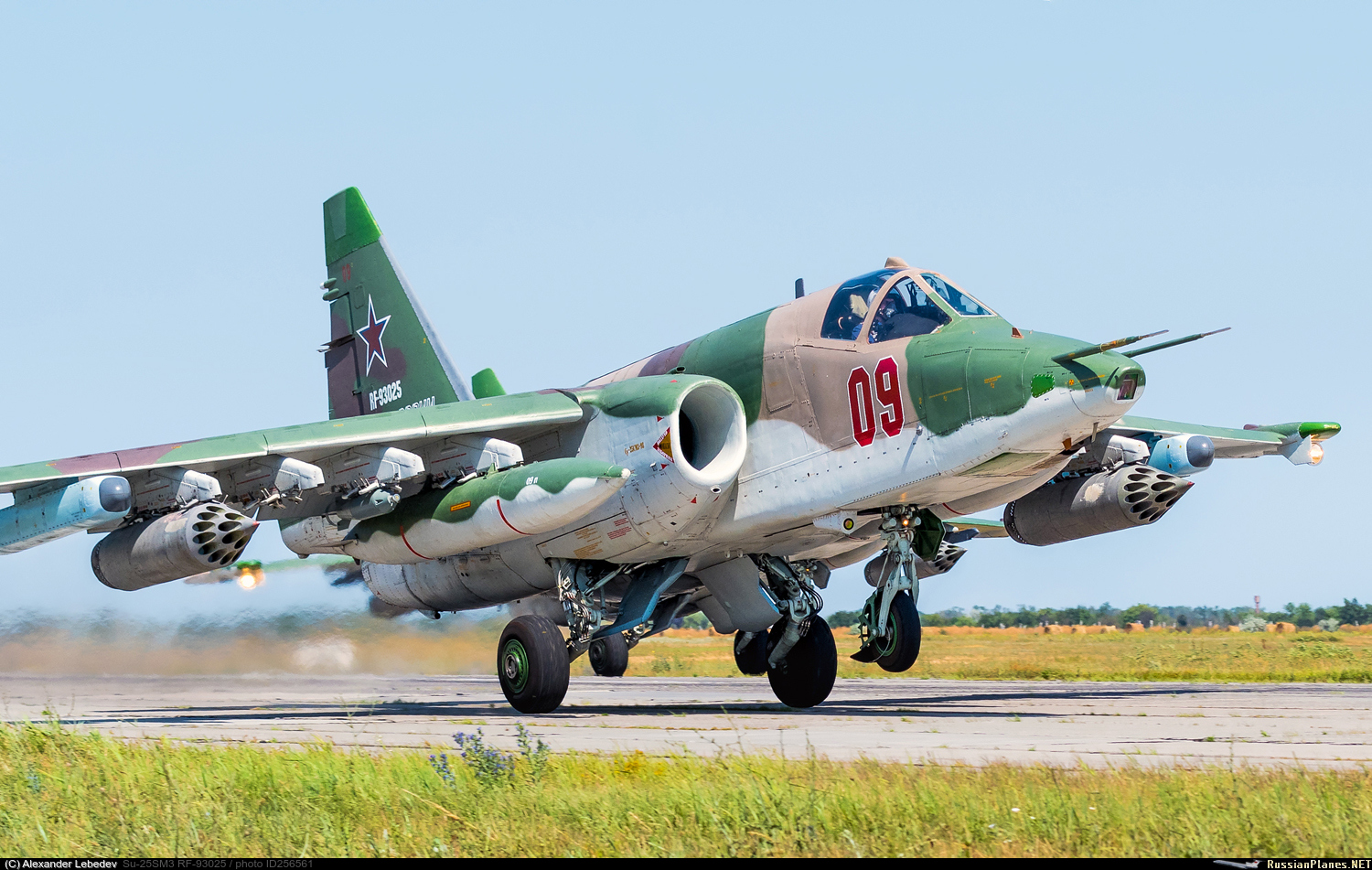 См 25 3. Су-25 Грач. Су-25т Штурмовик. Су-25см 