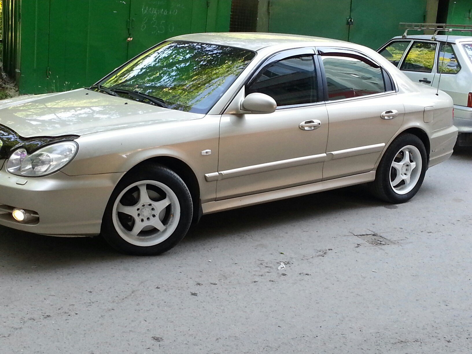 Диски соната. Hyundai Sonata EF 2004. R17 Соната ТАГАЗ. Hyundai Sonata EF диски r17. Хендай Соната 4 поколение.