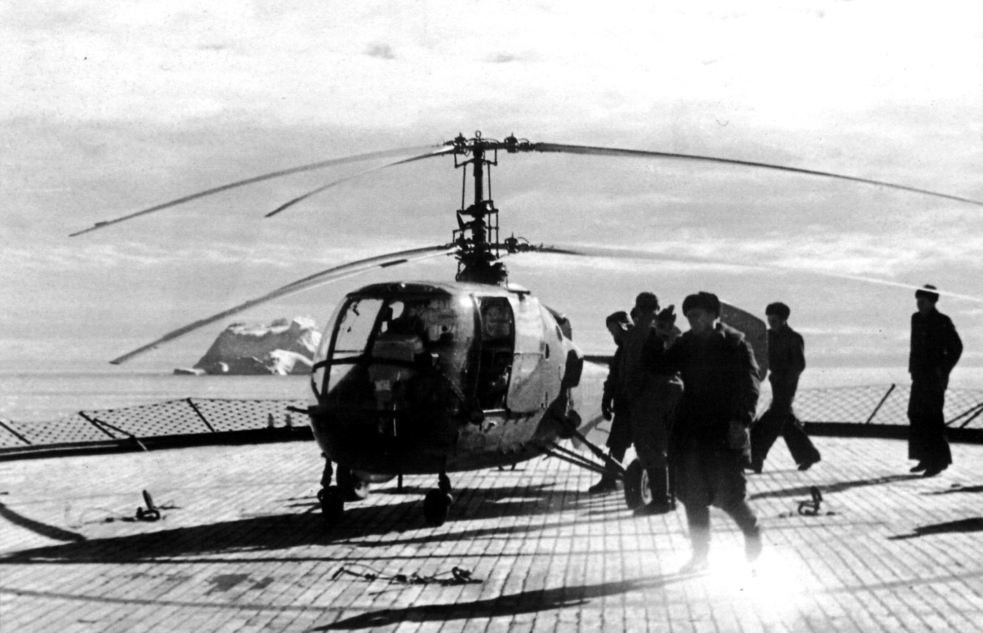 Камов б н. Вертолёты Камова ка 15. Первый вертолет Камова. Первые советские вертолеты Камова. Вертолет ка-15м.