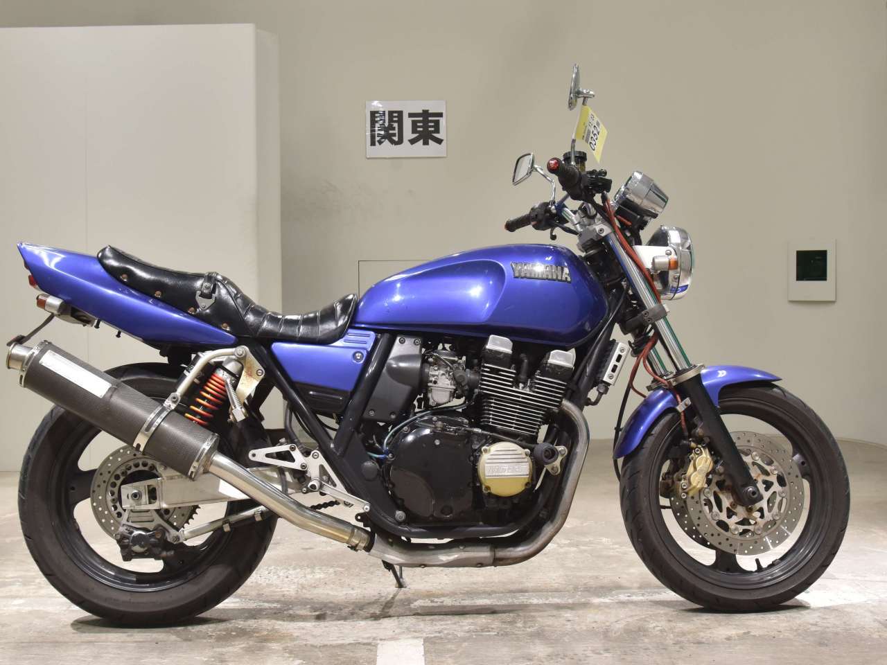 Мотоцикл yamaha 400. Yamaha XJR 400. Yamaha XJR 400 1993. Yamaha xjr400 1993-2005. Yamaha 400 1993.