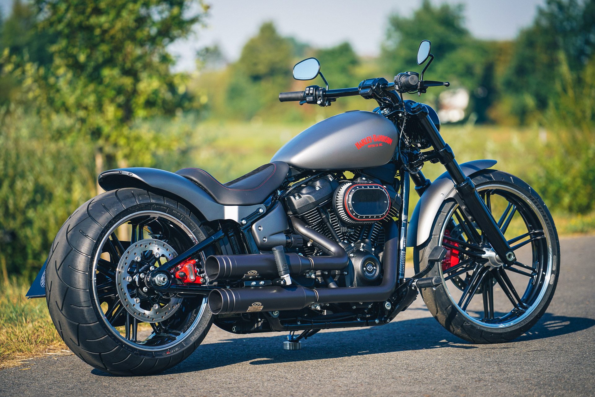 РњРѕС‚РѕС†РёРєР»С‹ Harley Davidson Breakout Custom