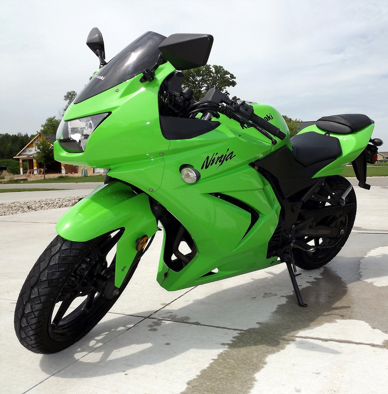 Kawasaki Ninja 250r мотоциклист