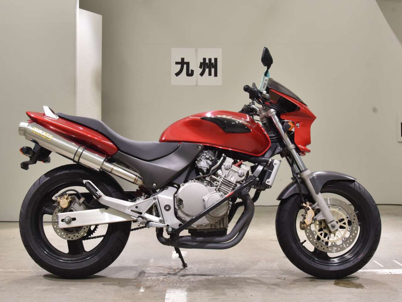 Мотолайф мотоциклы из японии. Honda Hornet 250 1996. Honda CB 250 Hornet. Honda Hornet 250 2022. Хонда Хорнет 250 1996 года.