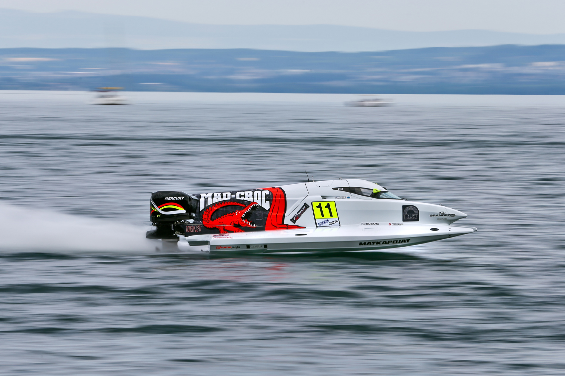 F1 h2o2 катера