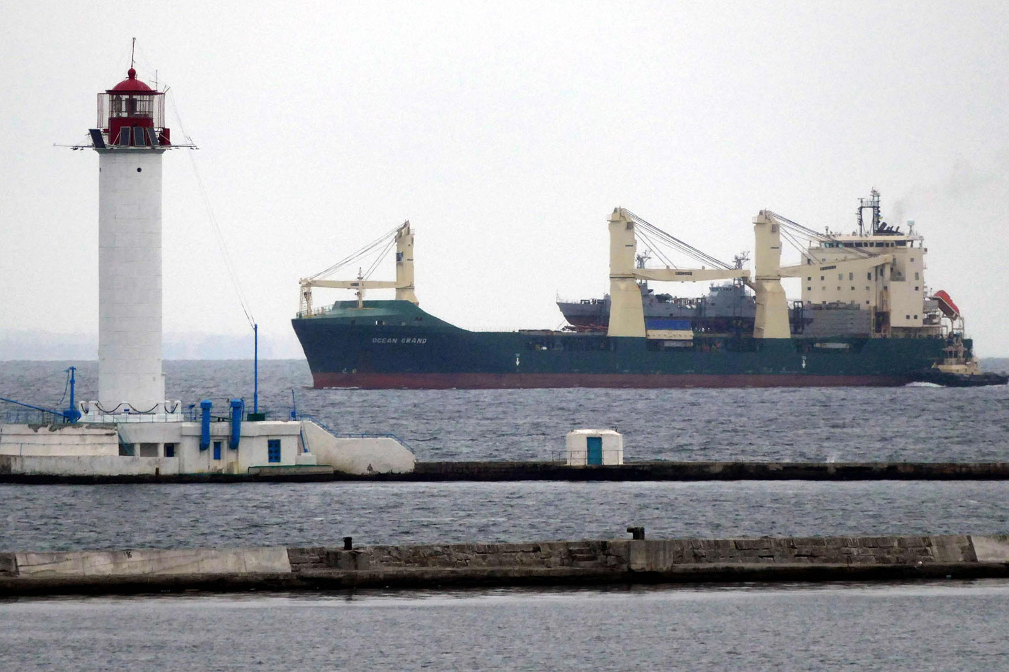 Морской порт Одесса. Приостановка судоходства в море. Азовское море судоходство.