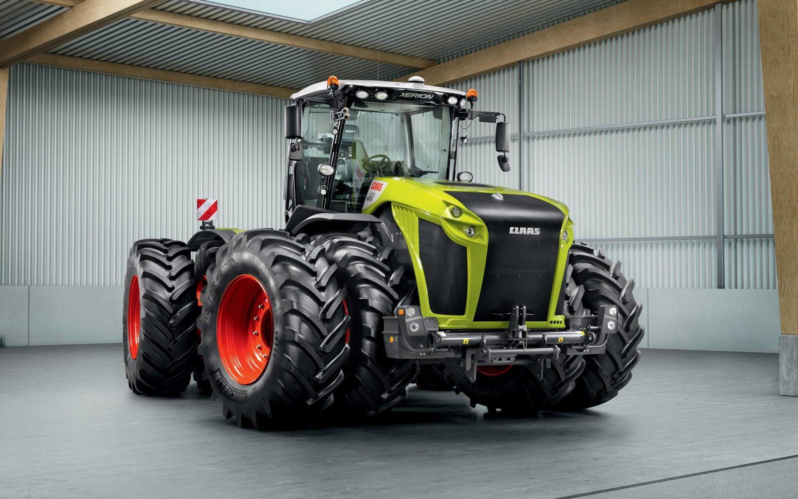 Трактор CLAAS Xerion