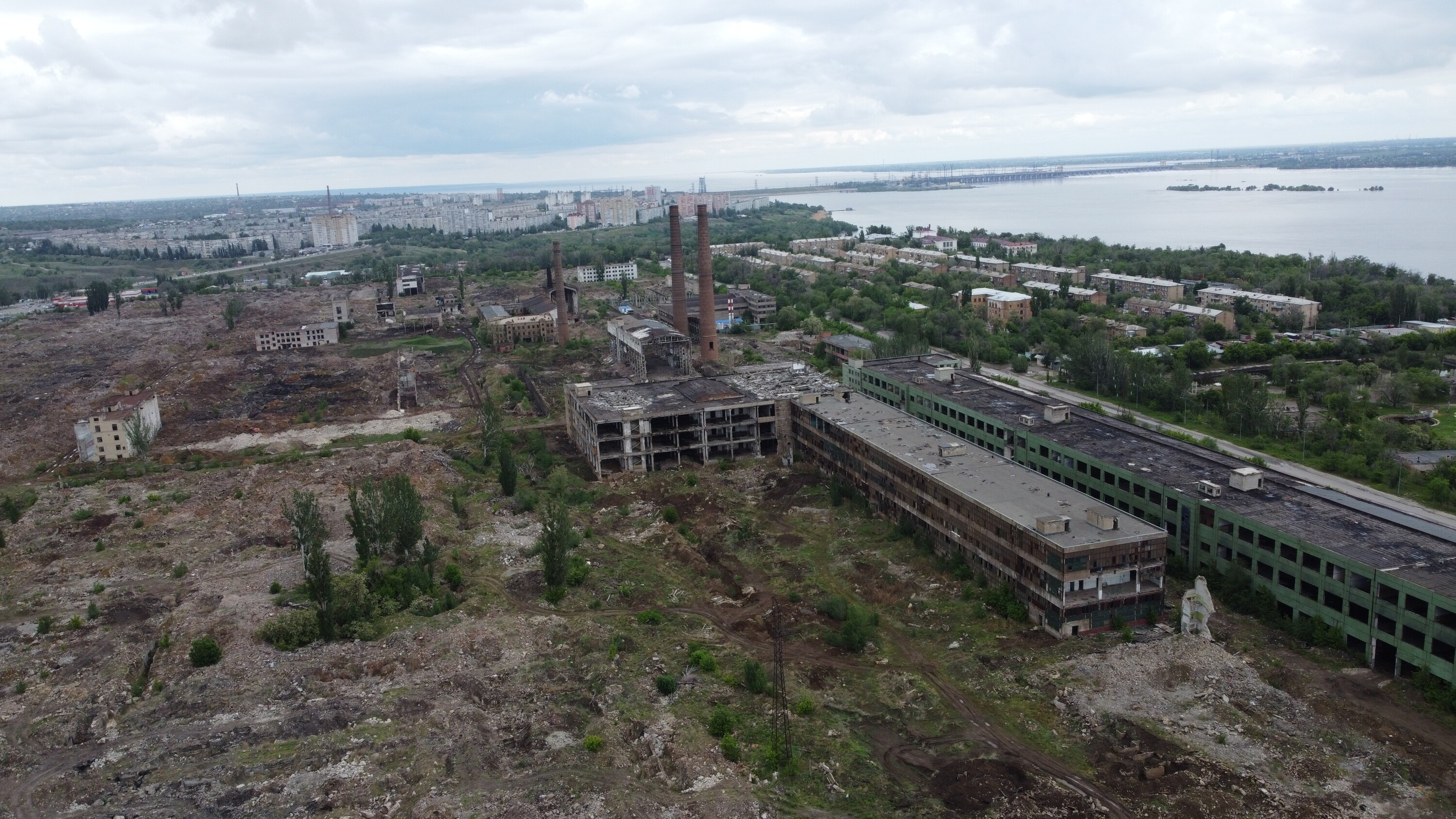 Завод в ноябре. Сталинградский Волгоградский тракторный завод. Тракторный завод в Волгограде. Волгоградский тракторный завод сейчас 2022г. Волгоградский тракторный завод 90е.