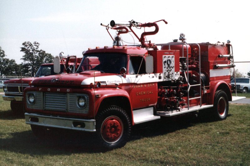 Ford 850 пожарная машина