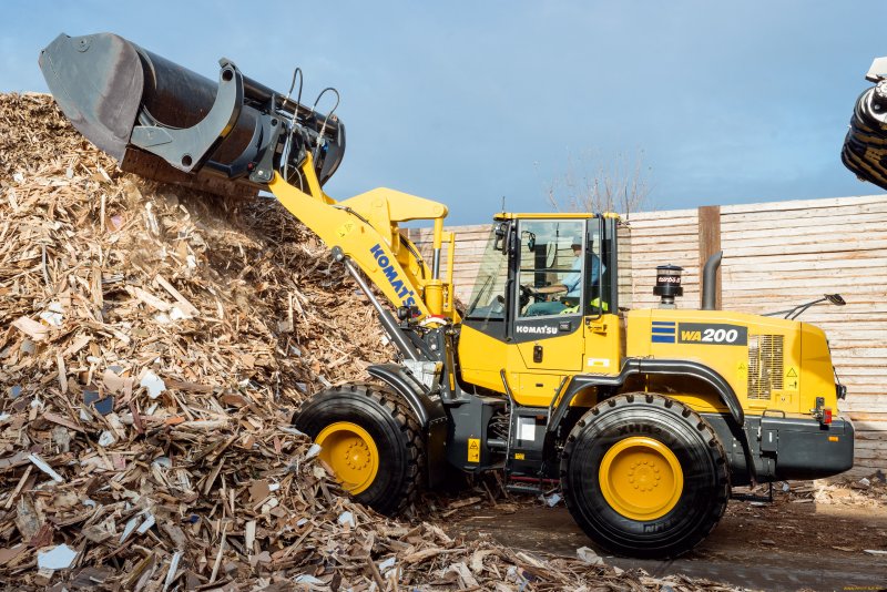 Фронтальный погрузчик Komatsu wa200