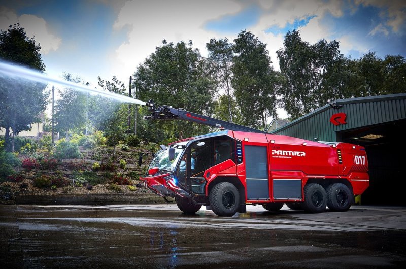 Rosenbauer Panther 8x8 салон