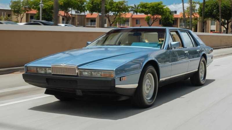 Aston Martin Lagonda 1985