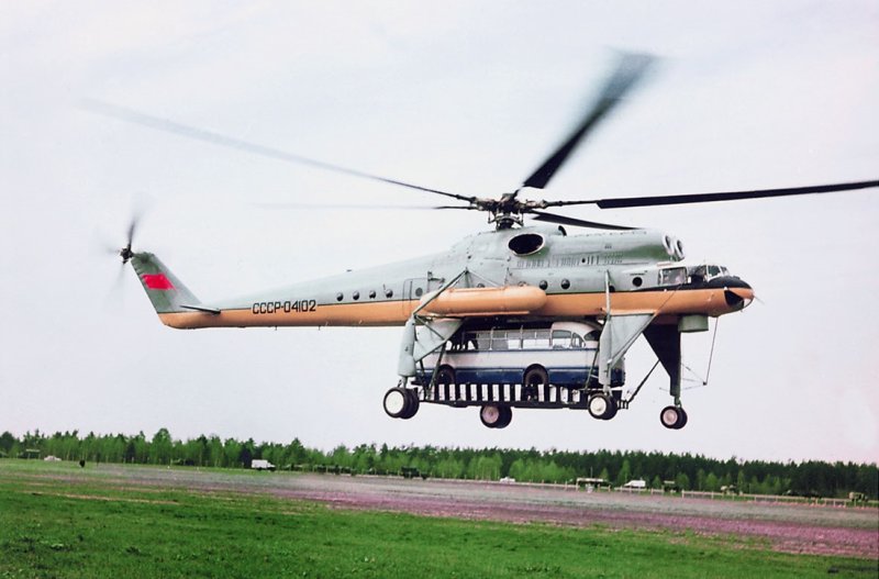 Транспортный вертолет ми-10к