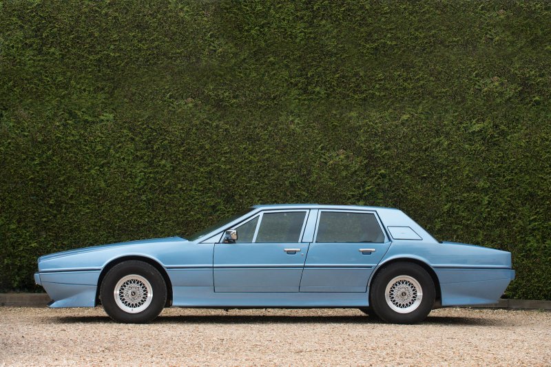 Aston Martin Lagonda 1980