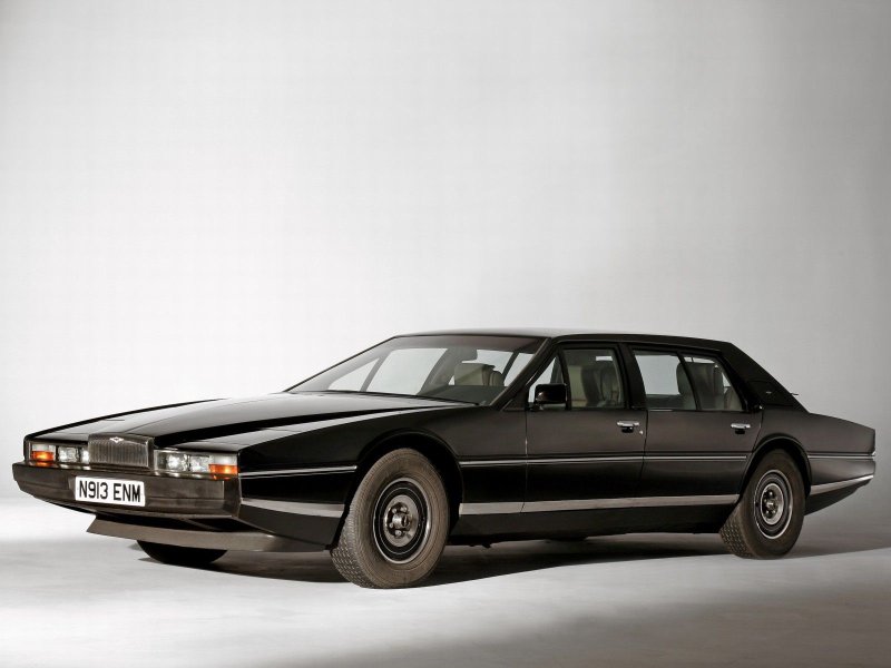 Aston Martin Lagonda 1974