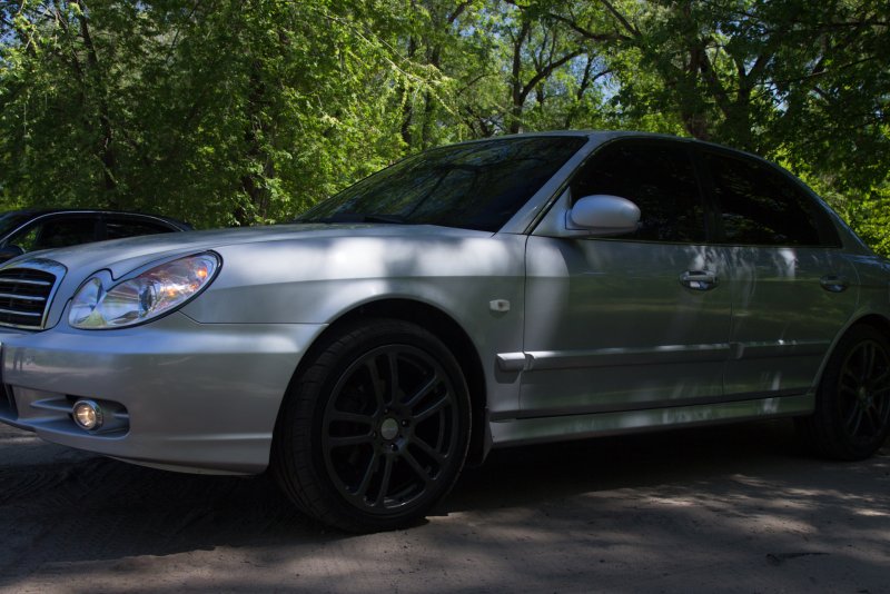 Hyundai Sonata EF r18