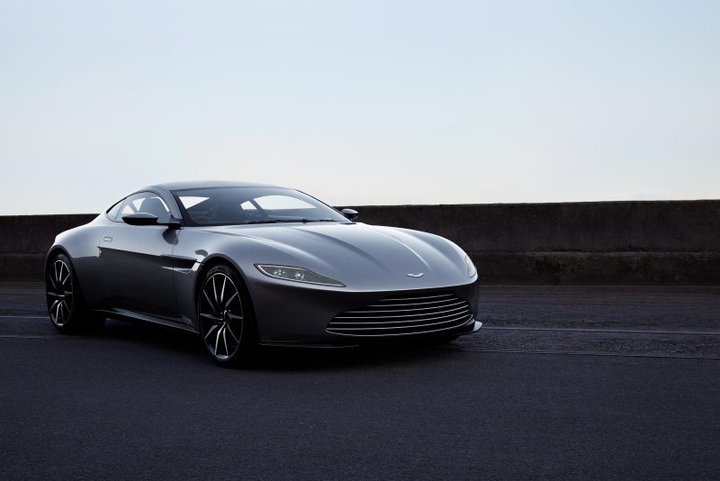 Aston Martin db10