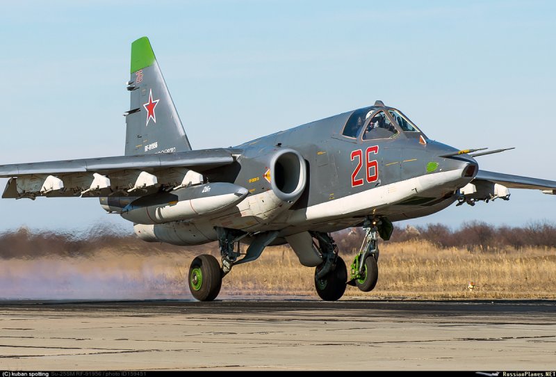 Штурмовик Су-25 Грач