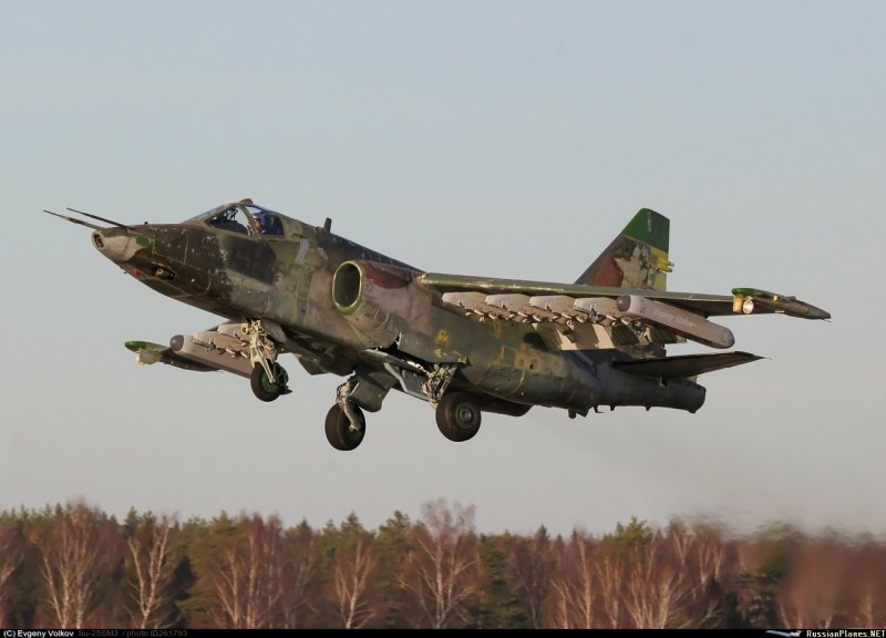 Штурмовик Су-25 Грач