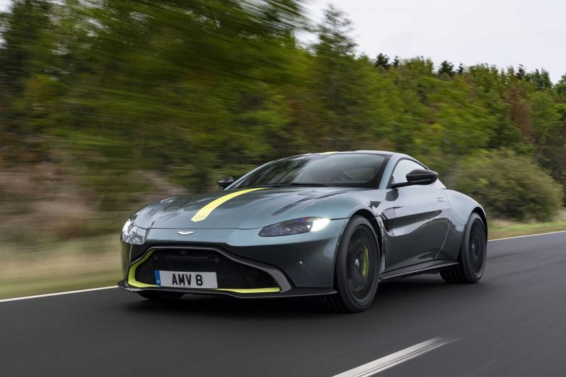 Aston Martin v12 Vantage 2019