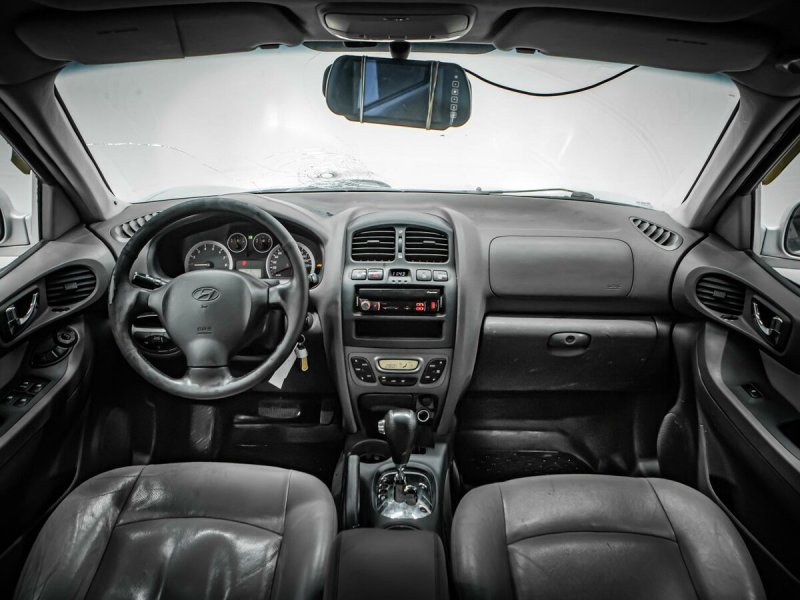Hyundai Santa Fe Classic 2008 салон
