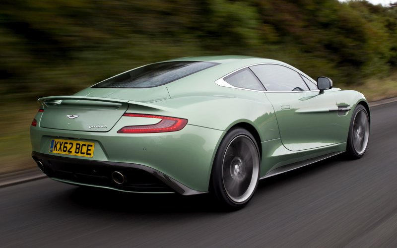Aston Martin Vanquish 2000