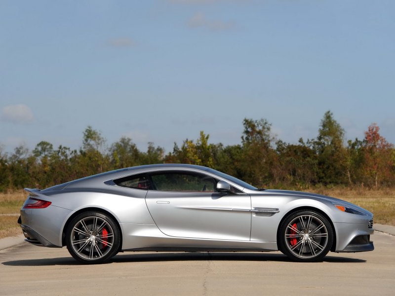 Aston Martin Vanquish