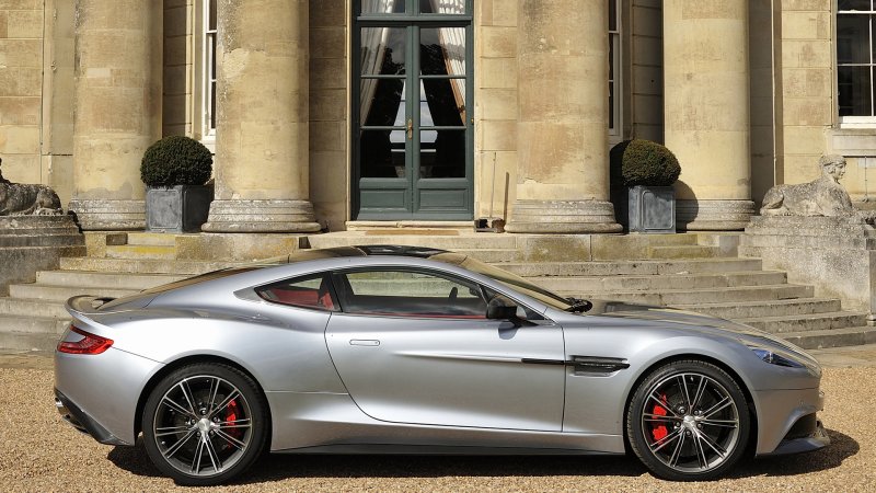 Aston Martin Vanquish