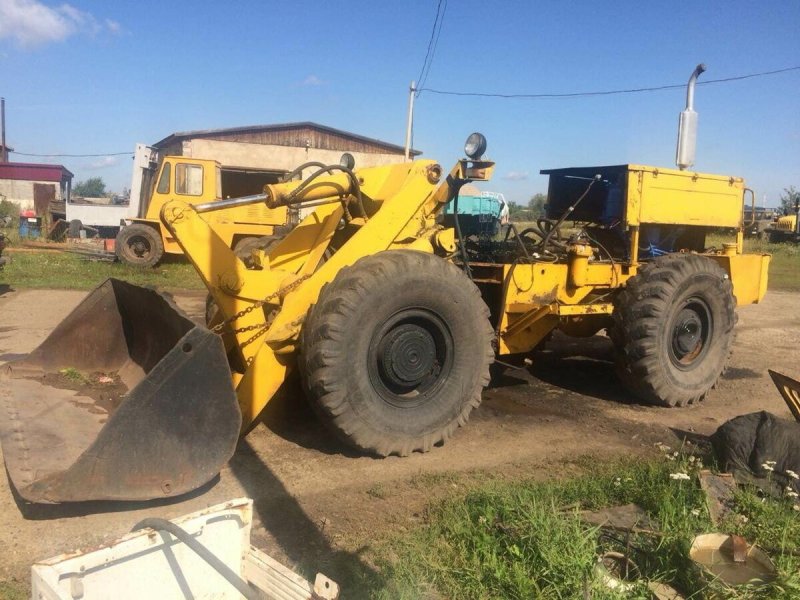 Погрузчик Орловский то-30 ковшовый